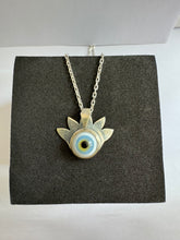 Load image into Gallery viewer, Eye with lashes pendant