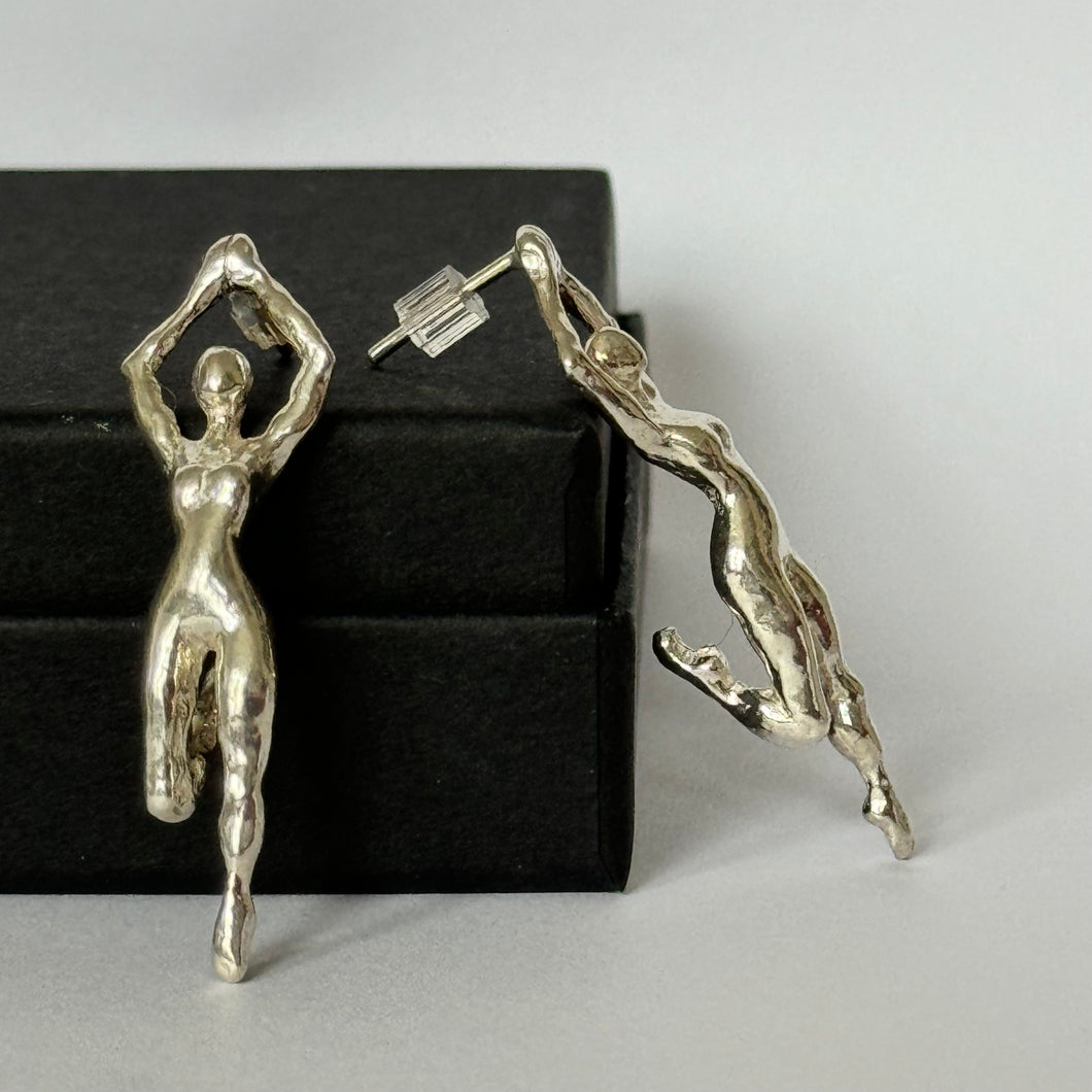 Pin up ladies stud earrings