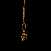 Load image into Gallery viewer, Skull pendant