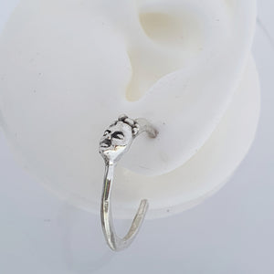 FRIDA HOOP STUDS