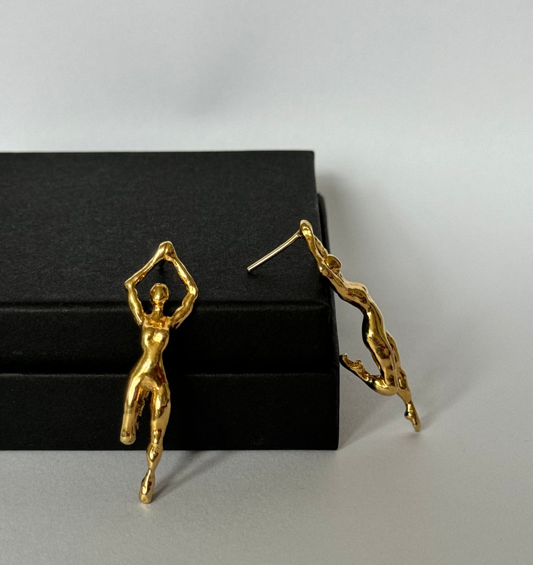 Pin up ladies stud earrings