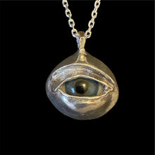 Load image into Gallery viewer, Eye pendant