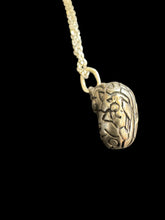 Load image into Gallery viewer, Brain pendant
