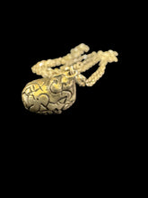 Load image into Gallery viewer, Brain pendant