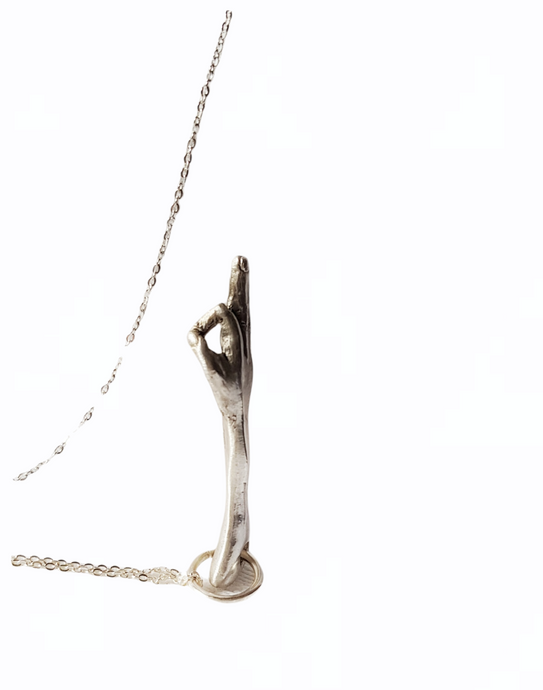 Hand pendant