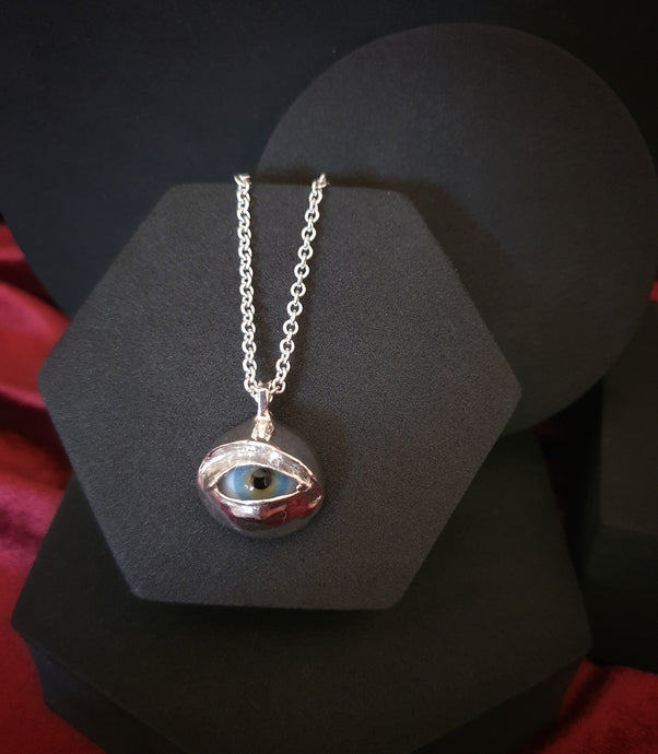 Eye pendant