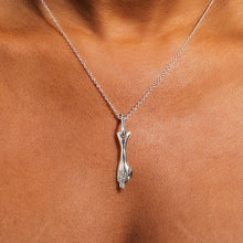 Load image into Gallery viewer, Hand pendant