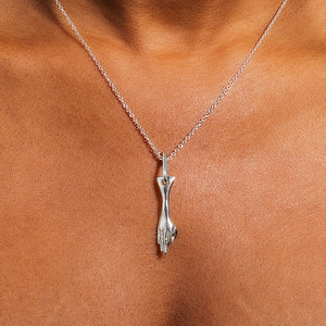 Hand pendant