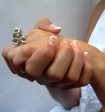 Load image into Gallery viewer, Sisterhood ring