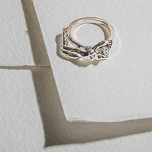 Load image into Gallery viewer, The lady ring